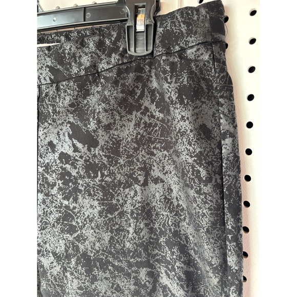 Nanette Leopore Women's Lg Pull On Black Silver Metallic Dress Pants - Picture 2 of 5